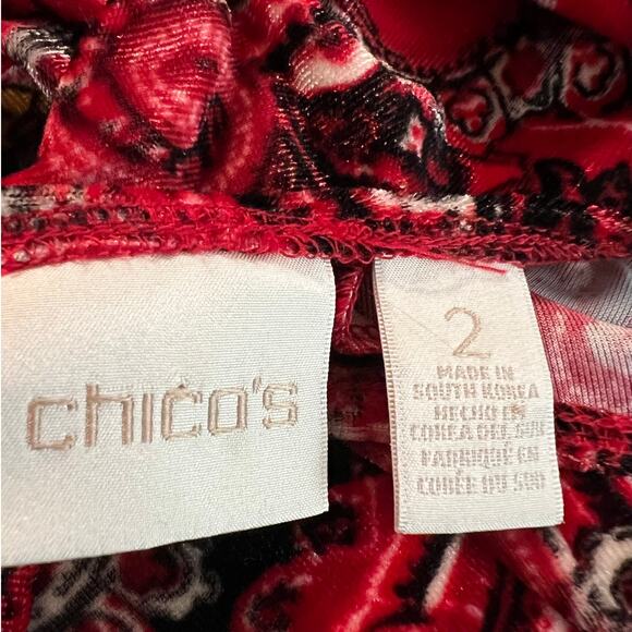 Chico's Women's Velvet blouse in Red Paisley Print Chico Size 2, US Size M - Picture 4 of 6